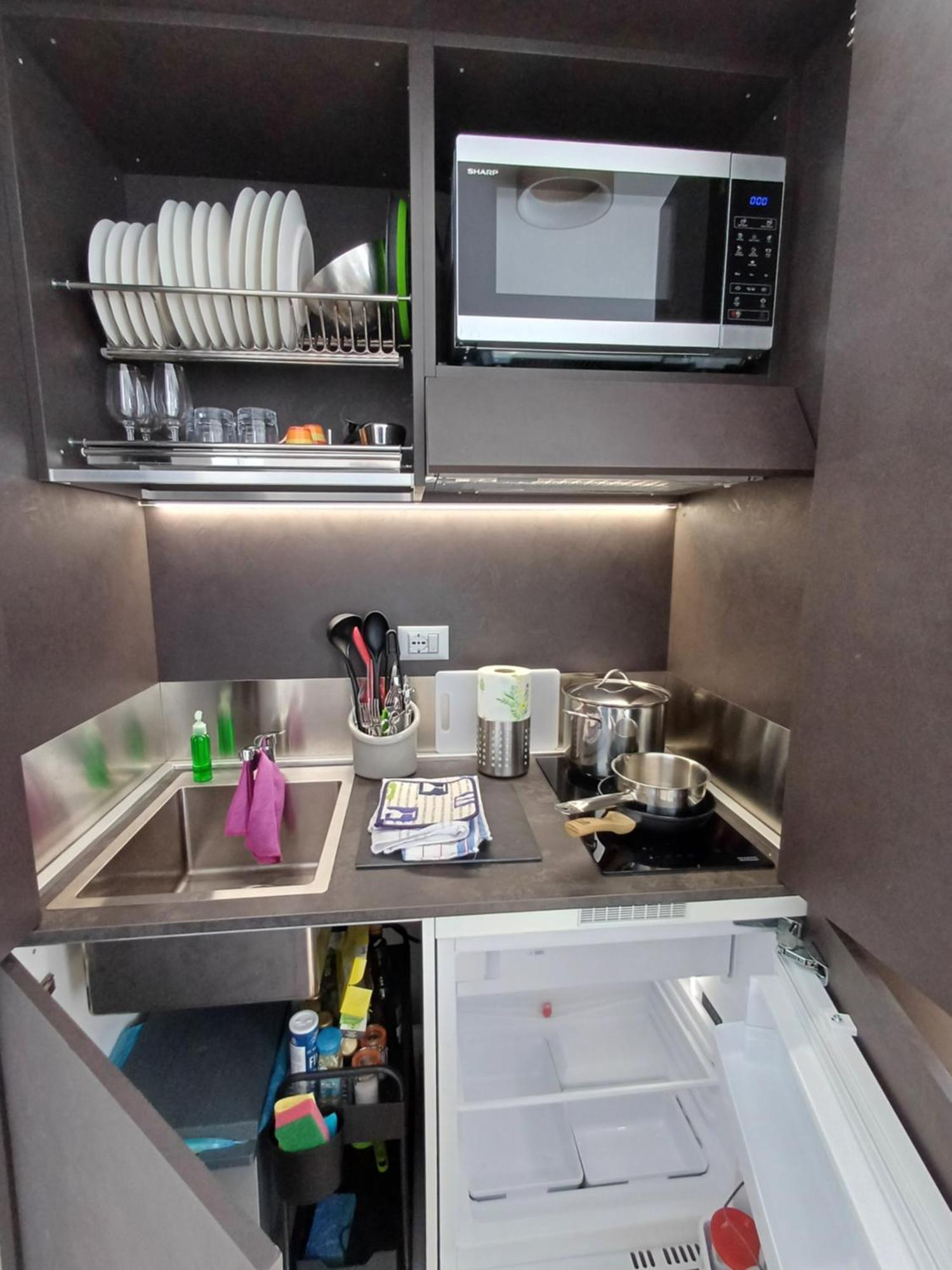 Notte Di Note - Home Hospitality بوستو أرسيزيو المظهر الخارجي الصورة