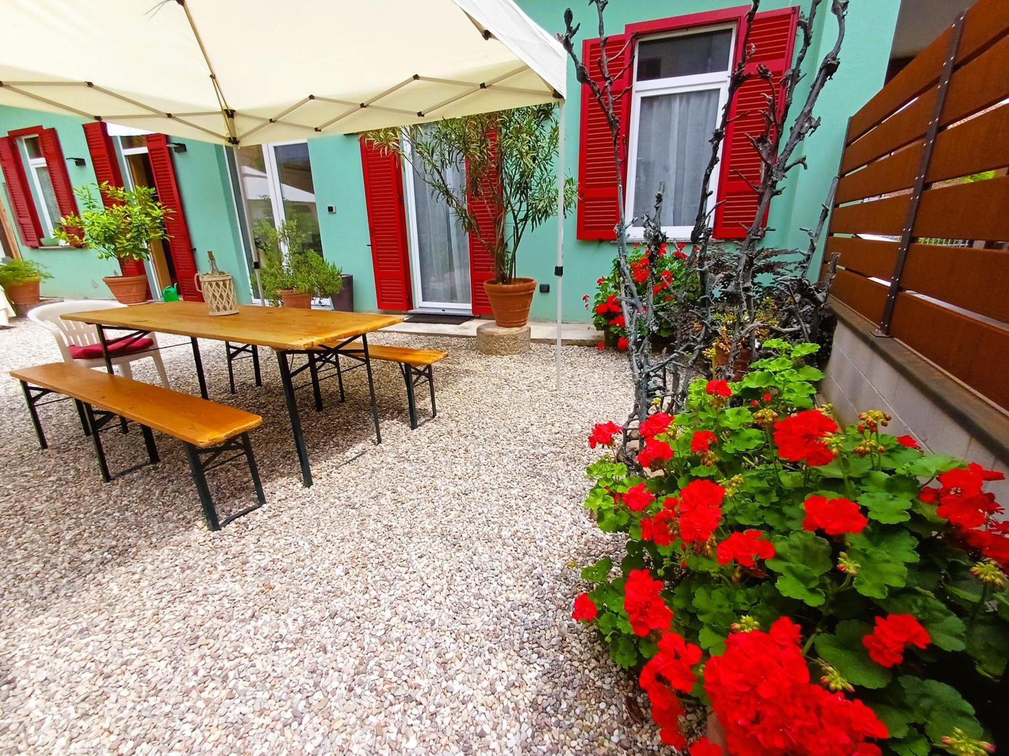 Notte Di Note - Home Hospitality بوستو أرسيزيو المظهر الخارجي الصورة